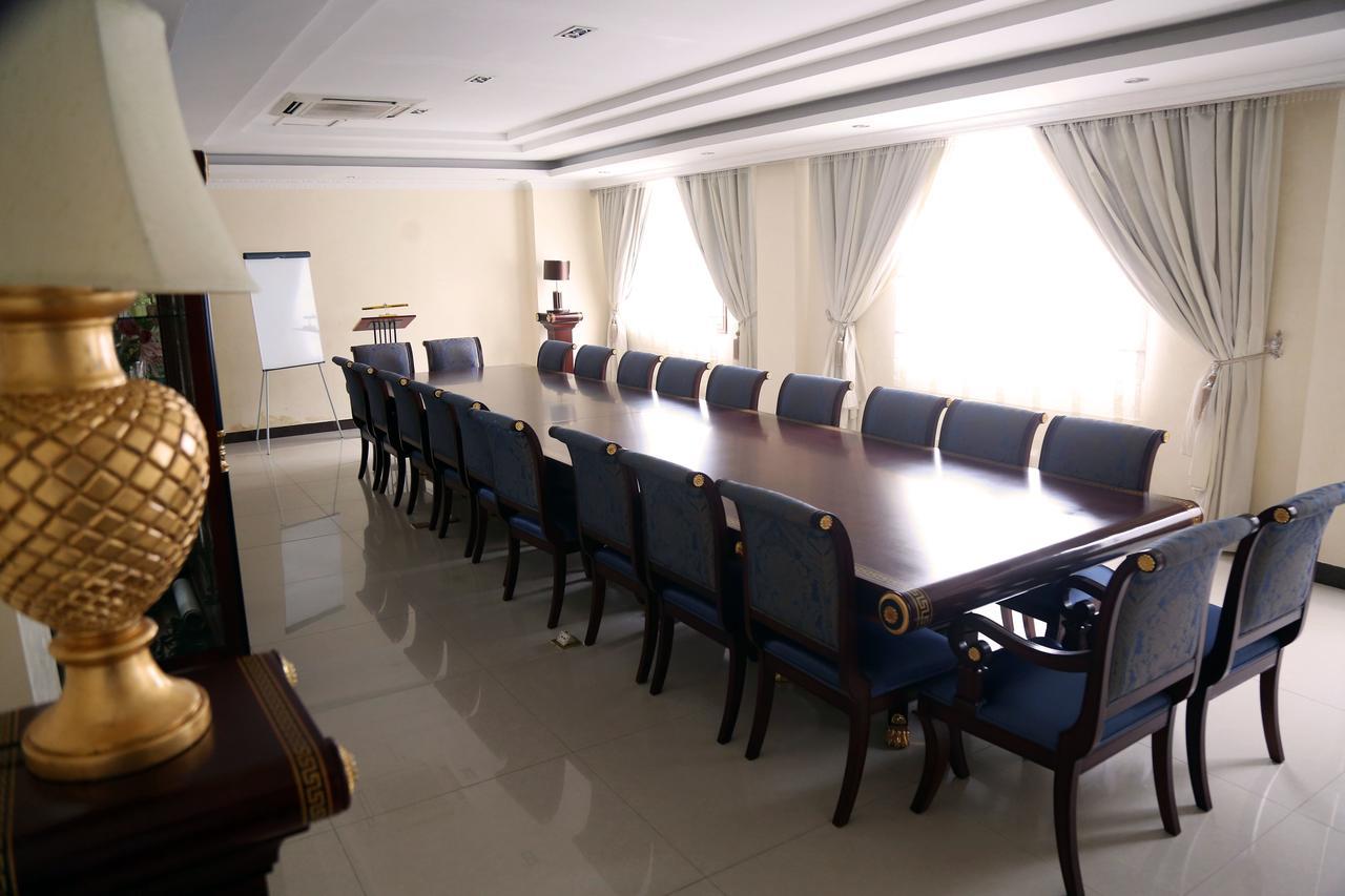 Hotel Amaritsah Brazzaville Eksteriør billede