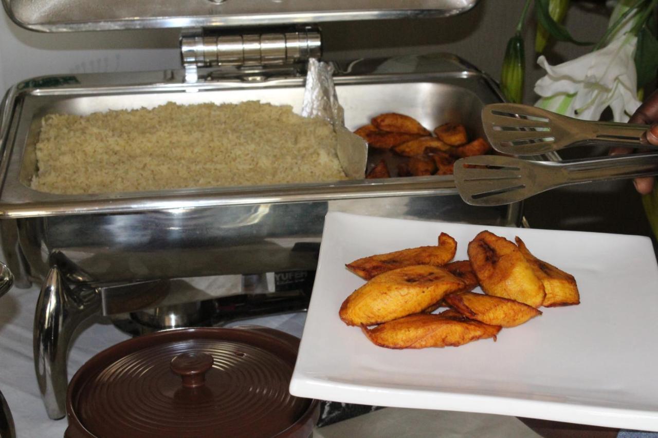 Hotel Amaritsah Brazzaville Eksteriør billede