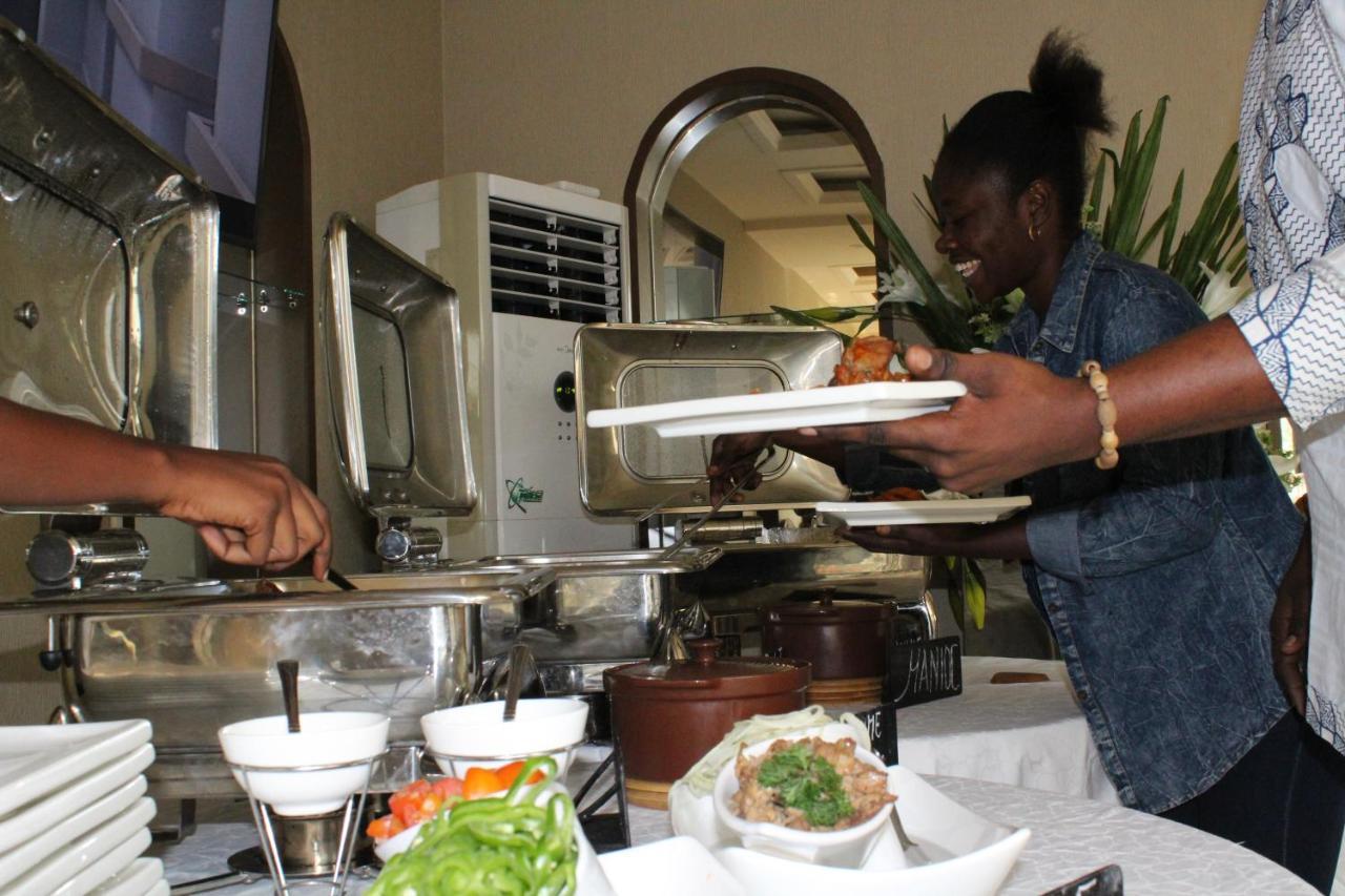 Hotel Amaritsah Brazzaville Eksteriør billede